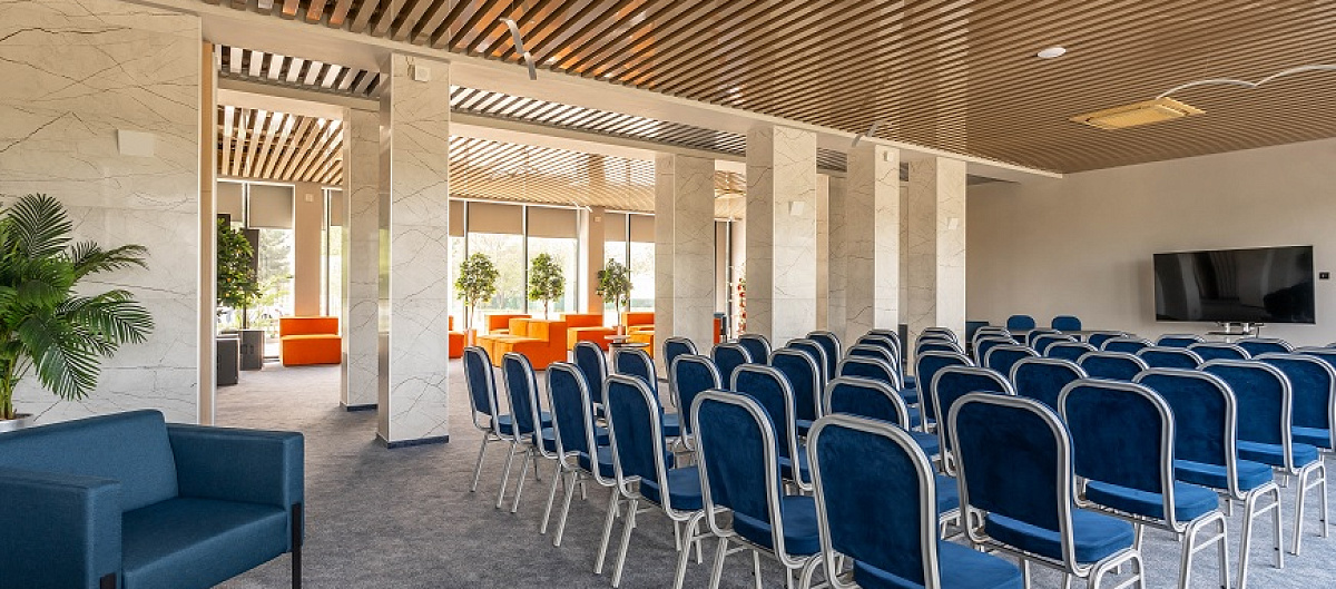 Конференц-зал